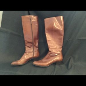 Beautiful New Italian Leather Boots 75%off